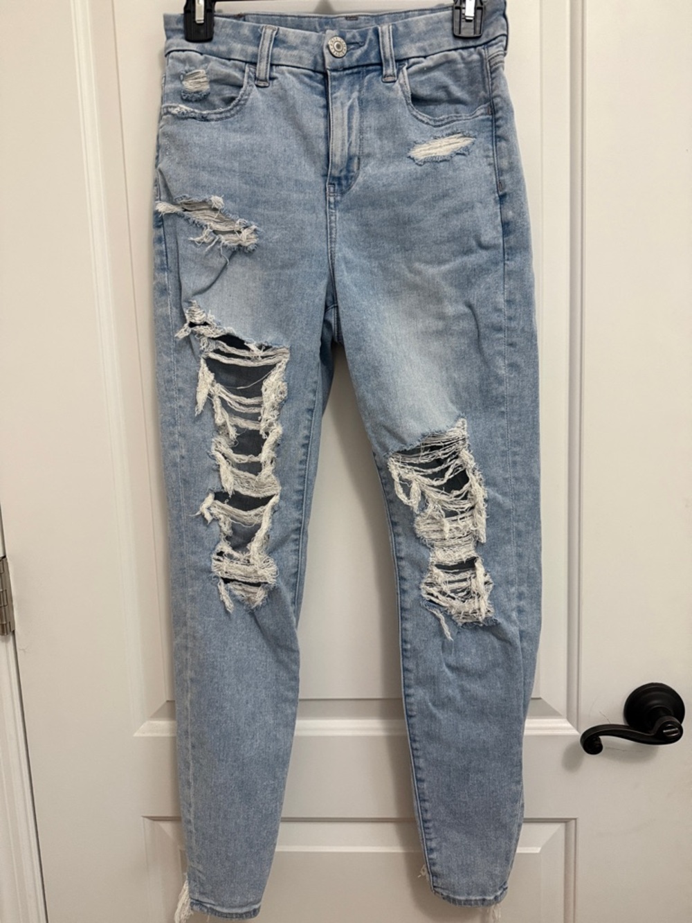 American Eagle Next Level Stretch Curvy Hi Rise Distressed Ripped Jeans 4